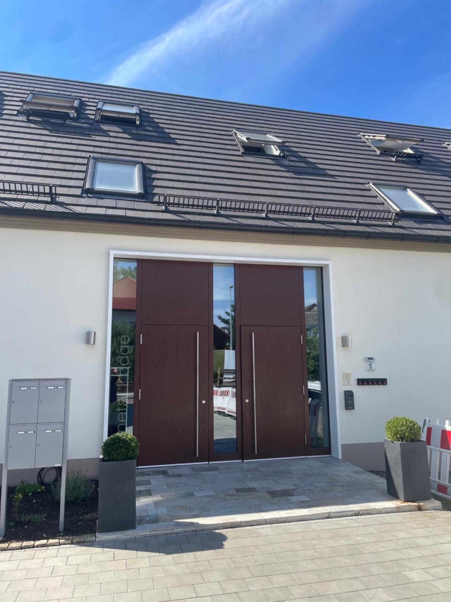 Modernes & Gepflegtes Hotelzimmer Mit Kueche! Bernstadt  Bagian luar foto